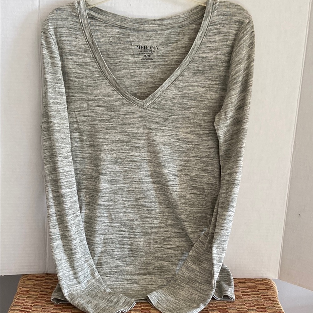 Merona Gray Fitted Long Sleeve Tee